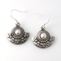 Flora Pearl Earrings Golden Wattle