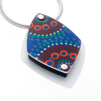 Pendant Camping Around Waterholes